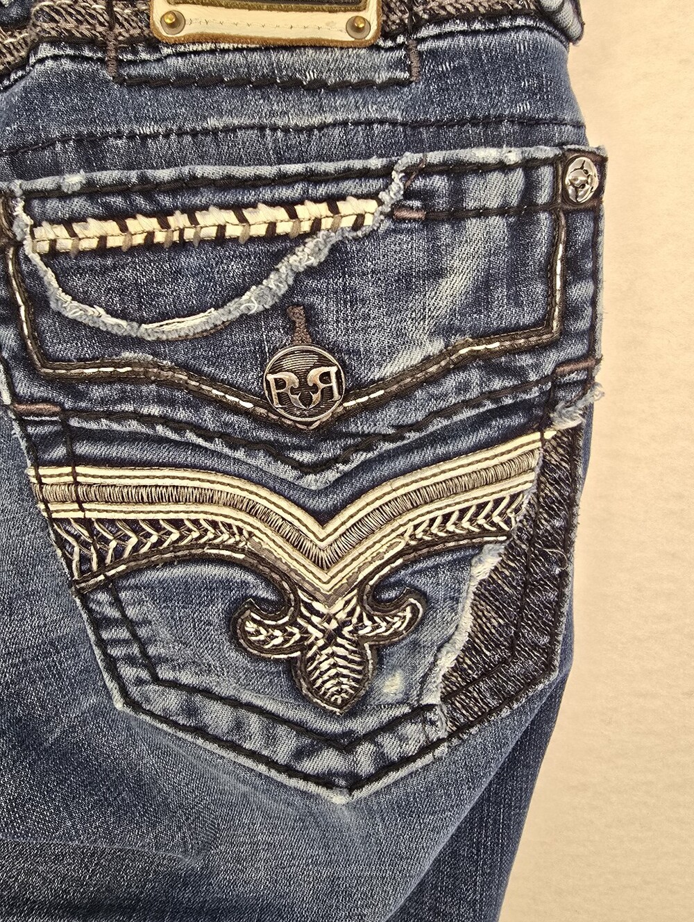 Rock Revival Westmont Slum Taper Dark Blue Embroidered Pocket Jeans. Mens 32/31 - Picture 16 of 16